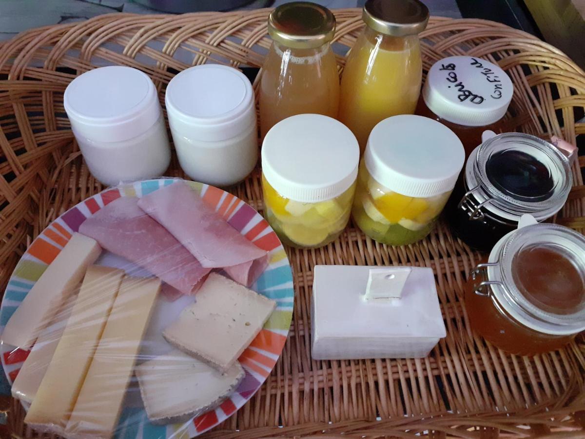 Aux Gres Des Moisonettes Guest House Limetz ภายนอก รูปภาพ