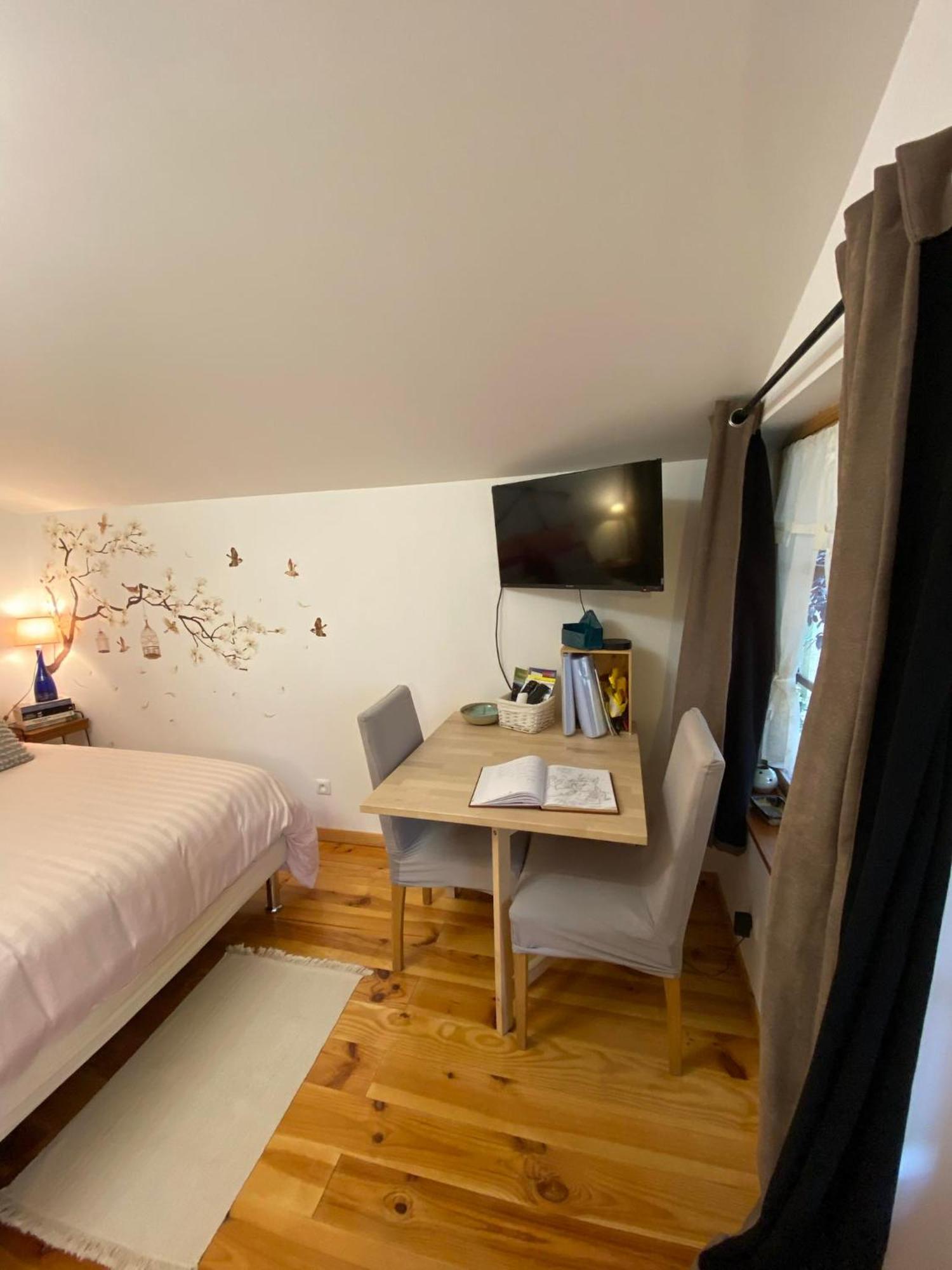 Aux Gres Des Moisonettes Guest House Limetz ภายนอก รูปภาพ
